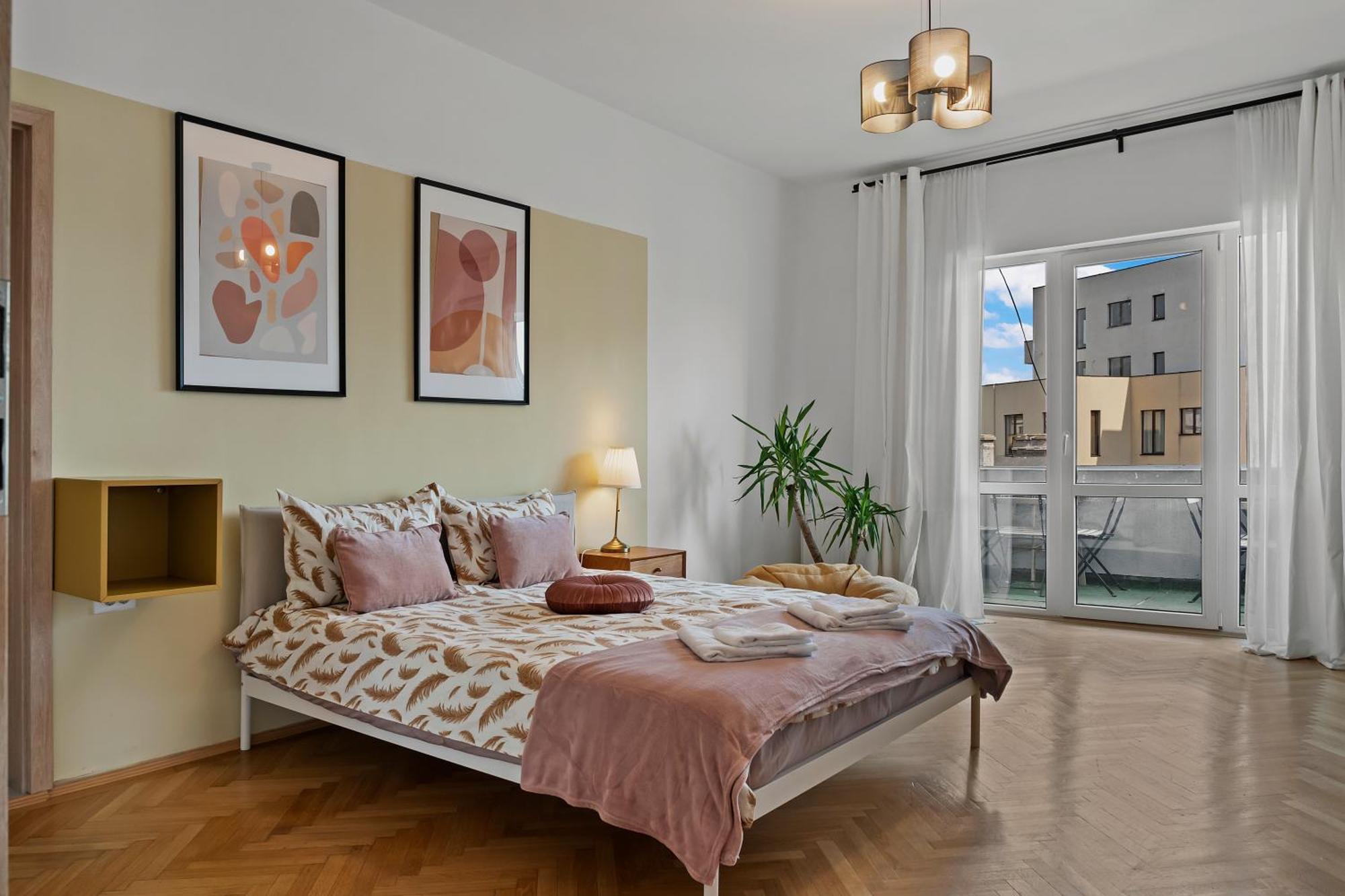 Ultracentral Dreamland Apartment 3 Bdrm ブカレスト エクステリア 写真