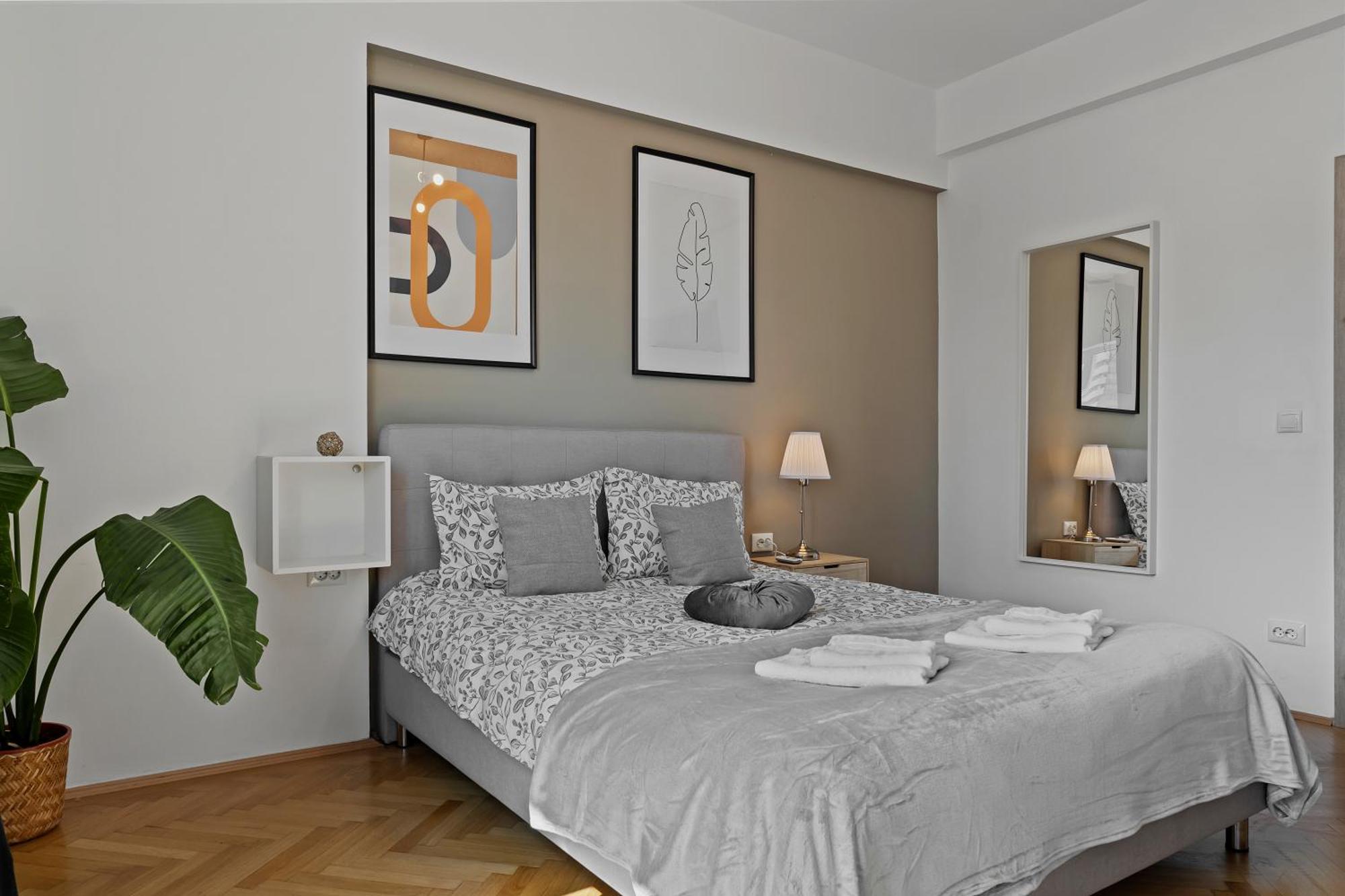 Ultracentral Dreamland Apartment 3 Bdrm ブカレスト エクステリア 写真