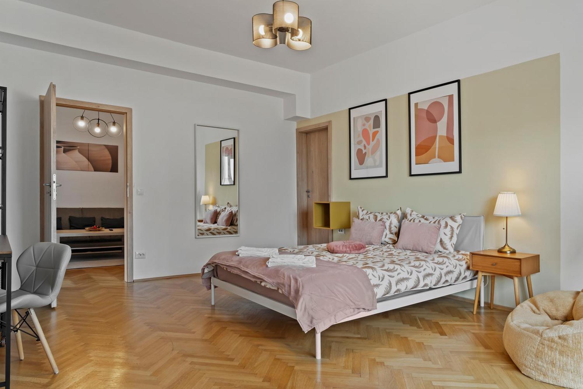 Ultracentral Dreamland Apartment 3 Bdrm ブカレスト エクステリア 写真